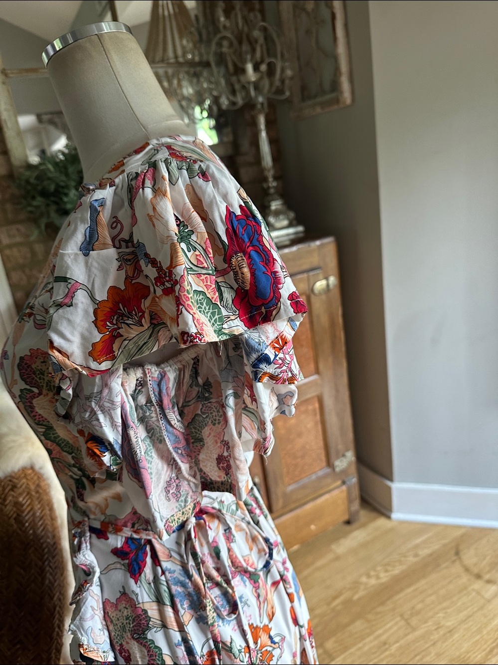 ELF MADE BY HAND RUFFLE WRAP DRESS SMALL - Picture 6 of 10